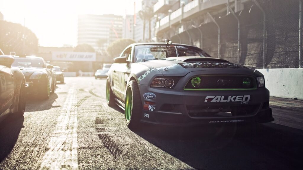 mustang track car wallpaper